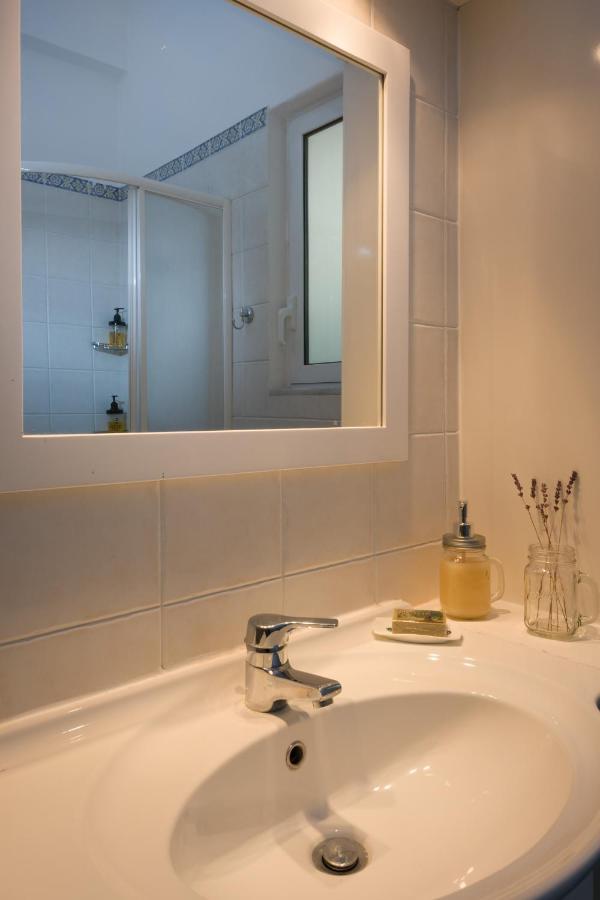 Straight To The Lake View Apartments Agios Nikolaos  Ngoại thất bức ảnh