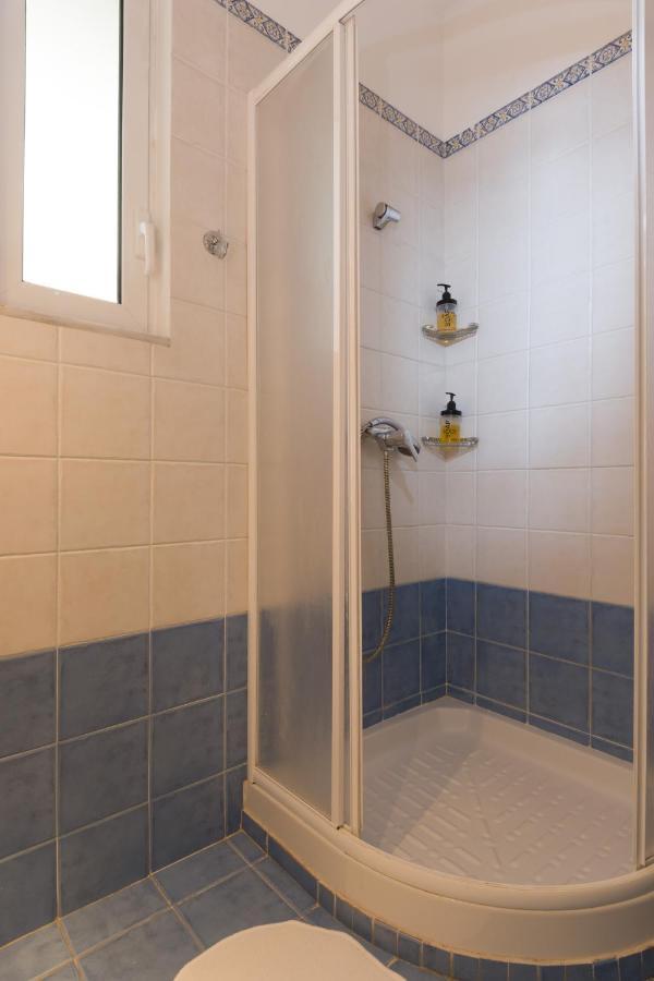 Straight To The Lake View Apartments Agios Nikolaos  Ngoại thất bức ảnh